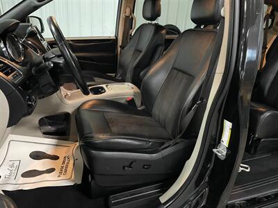 2019 Dodge Grand Caravan SXT   - Photo 15 - Saint Louis, MI 48880-9800