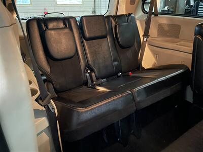2019 Dodge Grand Caravan SXT   - Photo 20 - Saint Louis, MI 48880-9800