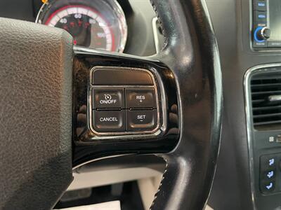 2019 Dodge Grand Caravan SXT   - Photo 11 - Saint Louis, MI 48880-9800