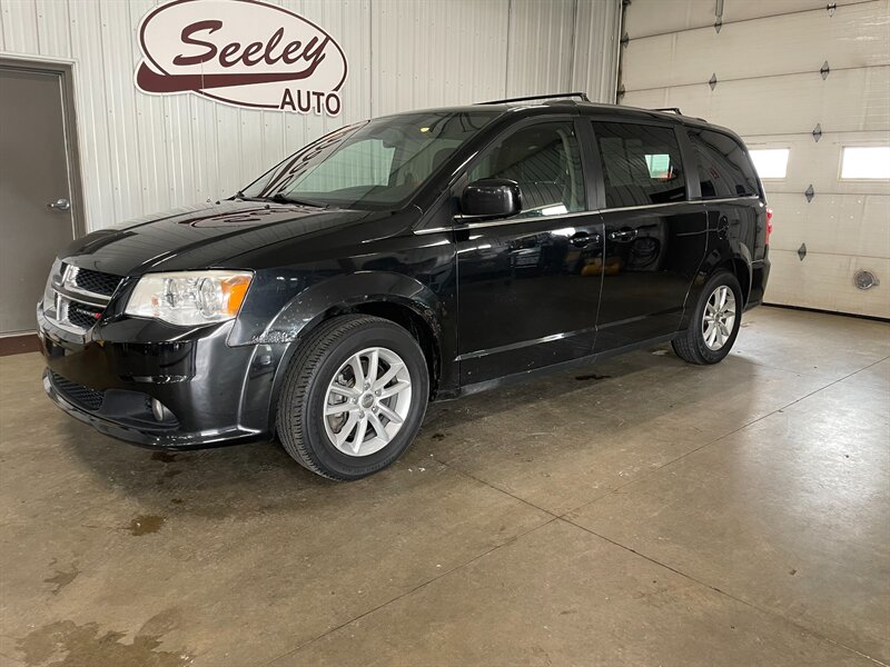 2019 Dodge Grand Caravan SXT   - Photo 1 - Saint Louis, MI 48880-9800