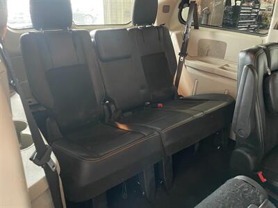 2019 Dodge Grand Caravan SXT   - Photo 19 - Saint Louis, MI 48880-9800