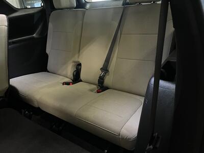 2022 Chevrolet Traverse LS - Photo 20 - Saint Louis, MI 48880-9800