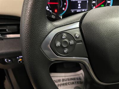 2022 Chevrolet Traverse LS - Photo 11 - Saint Louis, MI 48880-9800