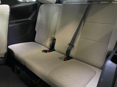 2022 Chevrolet Traverse LS   - Photo 17 - Saint Louis, MI 48880-9800