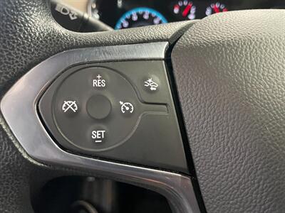 2022 Chevrolet Traverse LS   - Photo 10 - Saint Louis, MI 48880-9800