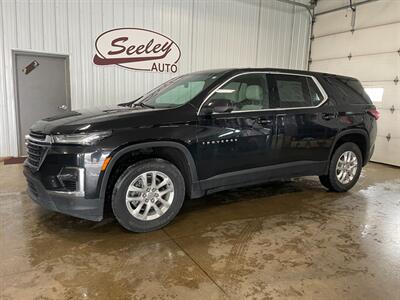 2022 Chevrolet Traverse LS   - Photo 2 - Saint Louis, MI 48880-9800