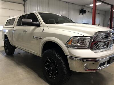 2017 RAM 1500 Laramie   - Photo 3 - Saint Louis, MI 48880-9800