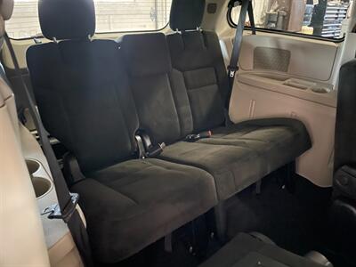 2016 Dodge Grand Caravan SXT   - Photo 20 - Saint Louis, MI 48880-9800