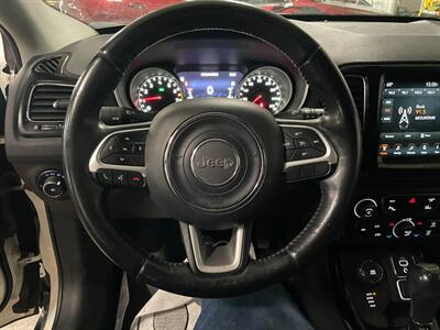 2018 Jeep Compass Limited   - Photo 11 - Saint Louis, MI 48880-9800