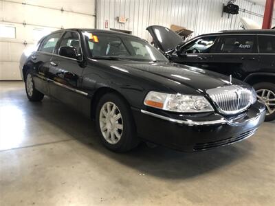 2011 Lincoln Town Car Signature Limited   - Photo 5 - Saint Louis, MI 48880-9800