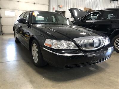 2011 Lincoln Town Car Signature Limited   - Photo 4 - Saint Louis, MI 48880-9800