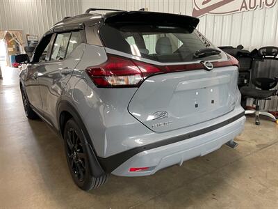 2021 Nissan Kicks SR - Photo 3 - Saint Louis, MI 48880-9800