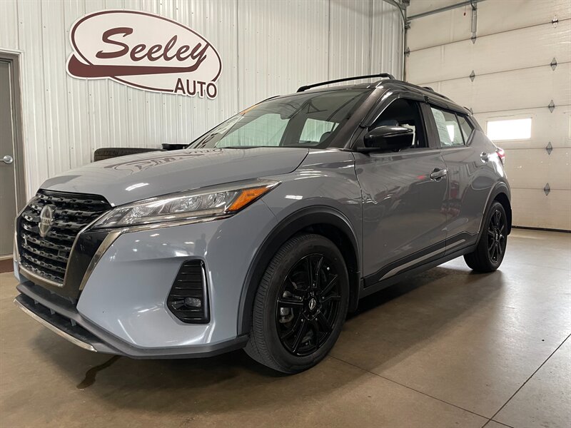 2021 Nissan Kicks SR   - Photo 1 - Saint Louis, MI 48880-9800