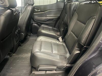 2019 GMC Acadia SLT-1   - Photo 16 - Saint Louis, MI 48880-9800