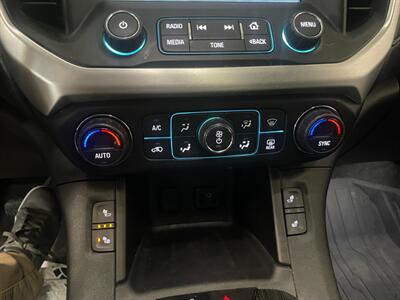 2019 GMC Acadia SLT-1   - Photo 13 - Saint Louis, MI 48880-9800