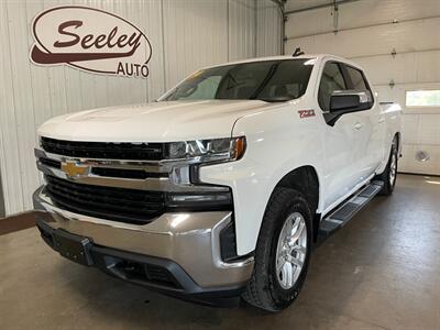 2019 Chevrolet Silverado 1500 LT - Photo 2 - Saint Louis, MI 48880-9800