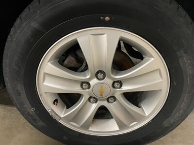 2014 Chevrolet Impala Limited LS Fleet   - Photo 22 - Saint Louis, MI 48880-9800