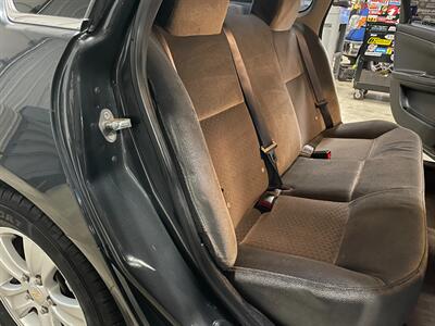 2014 Chevrolet Impala Limited LS Fleet   - Photo 18 - Saint Louis, MI 48880-9800