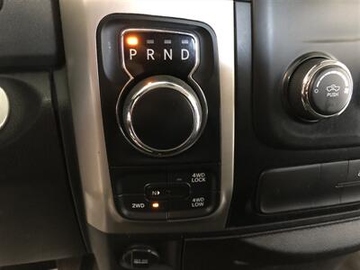 2017 RAM 1500 Big Horn   - Photo 12 - Saint Louis, MI 48880-9800