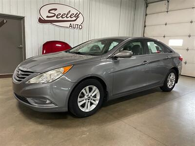 2013 Hyundai SONATA GLS - Photo 1 - Saint Louis, MI 48880-9800