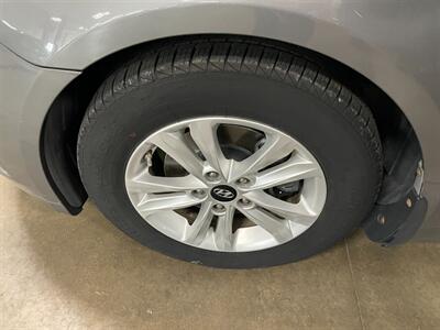 2013 Hyundai SONATA GLS - Photo 20 - Saint Louis, MI 48880-9800
