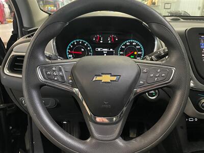 2020 Chevrolet Equinox LS   - Photo 9 - Saint Louis, MI 48880-9800