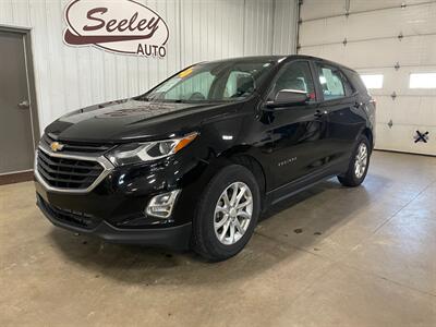 2020 Chevrolet Equinox LS   - Photo 2 - Saint Louis, MI 48880-9800