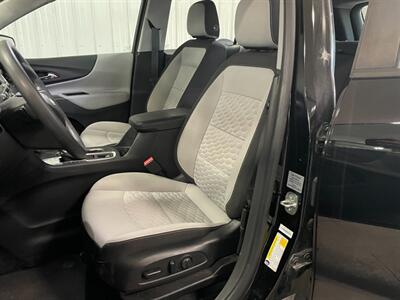 2020 Chevrolet Equinox LS   - Photo 16 - Saint Louis, MI 48880-9800