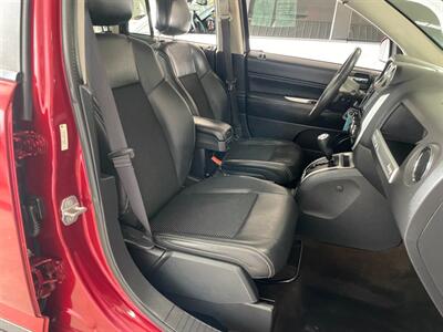 2015 Jeep Compass Latitude   - Photo 18 - Saint Louis, MI 48880-9800