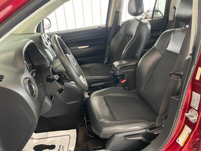 2015 Jeep Compass Latitude   - Photo 16 - Saint Louis, MI 48880-9800