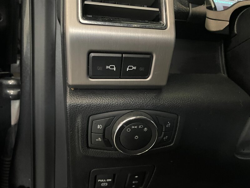 2019 Ford F-150 Platinum - Photo 18 - Saint Louis, MI 48880-9800