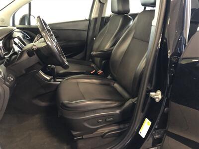 2018 Chevrolet Trax LT   - Photo 17 - Saint Louis, MI 48880-9800