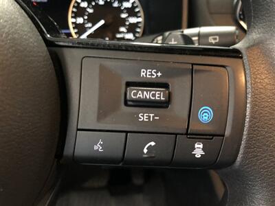 2023 Nissan Rogue SV   - Photo 12 - Saint Louis, MI 48880-9800