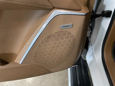 2016 Cadillac Escalade ESV Platinum   - Photo 25 - Saint Louis, MI 48880-9800