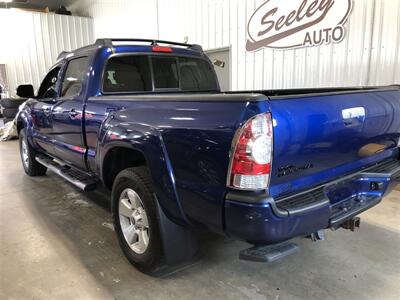 2015 Toyota Tacoma V6   - Photo 3 - Saint Louis, MI 48880-9800