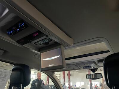 2014 Chrysler Town and Country Touring-L   - Photo 16 - Saint Louis, MI 48880-9800