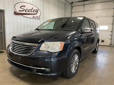 2014 Chrysler Town and Country Touring-L   - Photo 2 - Saint Louis, MI 48880-9800