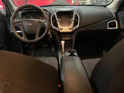 2015 GMC Terrain SLE-1 - Photo 8 - Saint Louis, MI 48880-9800