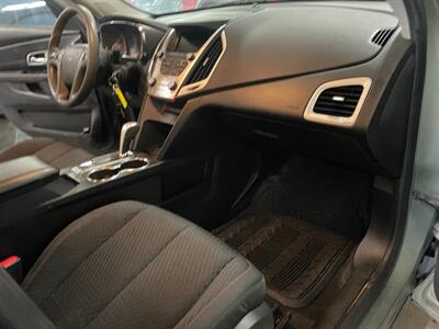 2015 GMC Terrain SLE-1 - Photo 16 - Saint Louis, MI 48880-9800