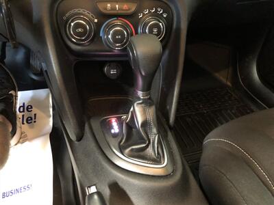 2013 Dodge Dart SXT   - Photo 14 - Saint Louis, MI 48880-9800