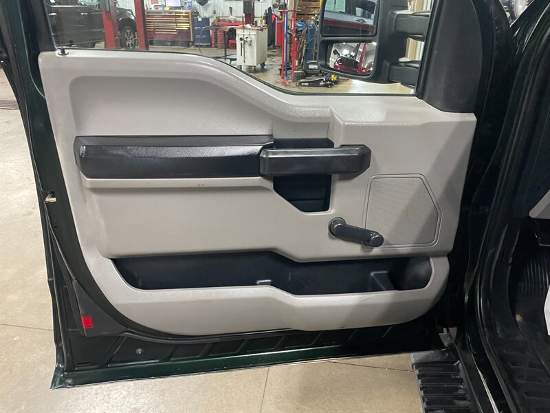 2015 Ford F-150 XL - Photo 15 - Saint Louis, MI 48880-9800