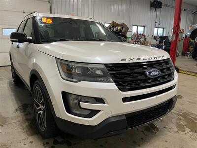 2016 Ford Explorer Sport - Photo 4 - Saint Louis, MI 48880-9800