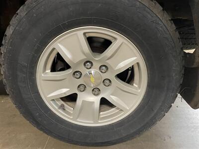 2015 Chevrolet Silverado 1500 LT   - Photo 24 - Saint Louis, MI 48880-9800