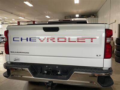 2021 Chevrolet Silverado 1500 LT - Photo 7 - Saint Louis, MI 48880-9800