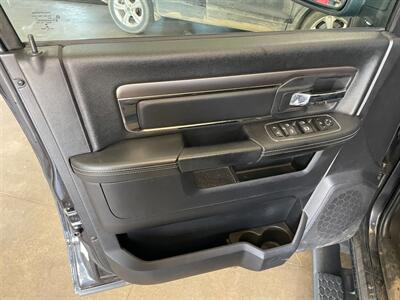 2015 RAM 1500 Sport - Photo 17 - Saint Louis, MI 48880-9800