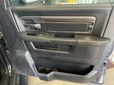2015 RAM 1500 Sport - Photo 18 - Saint Louis, MI 48880-9800