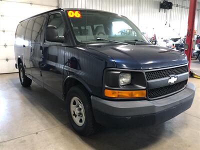 2006 Chevrolet Express LS 1500 - Photo 4 - Saint Louis, MI 48880-9800