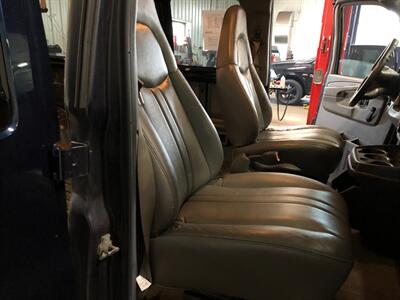 2006 Chevrolet Express LS 1500 - Photo 14 - Saint Louis, MI 48880-9800