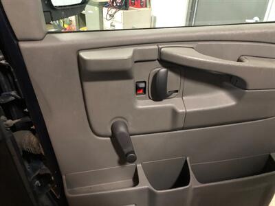 2006 Chevrolet Express LS 1500 - Photo 18 - Saint Louis, MI 48880-9800