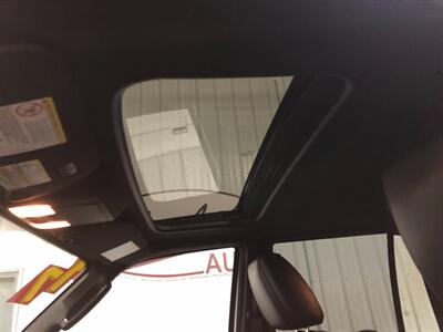 2017 Ford Expedition XLT - Photo 14 - Saint Louis, MI 48880-9800